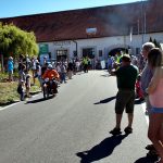 Chotovinské zatáčky odstartovaly. Do závodu vyrazilo sto třicet veteránů