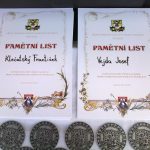 Hasiči z Dvorců v sobotu oslavili osmdesátku. Žehnali svůj první prapor