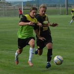 Sedm žlutých a tři červené karty, v Oseku bylo rušno