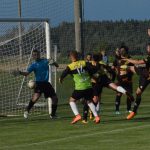 Sedm žlutých a tři červené karty, v Oseku bylo rušno