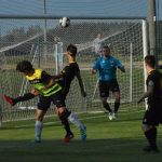 Sedm žlutých a tři červené karty, v Oseku bylo rušno