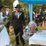 Myslivecká svatba se odehrála podle starého rituálu