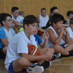 Mladí basketbalisté mají soustředění ve Volyni, dorazil za nimi i Miroslav Vondřička