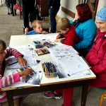 S prázdninami se děti v Malšicích rozloučily barevně