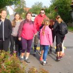 Stovky lidí vyrazily do Kraje kamenů pěšky, na kole nebo na koni