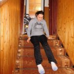 Stát ochrnutou ženu hodil s konečnou platností přes palubu