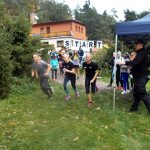 Jubilejní ročník branného závodu děti překvapil. Strážníci připravili disciplínu na sněhu