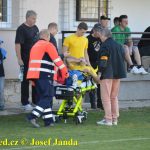 Sanitka, červená karta a čtyři góly. Derby Chýnova s Meteorem mělo drajv!