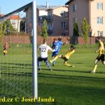 Sanitka, červená karta a čtyři góly. Derby Chýnova s Meteorem mělo drajv!