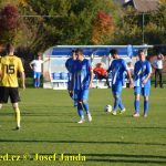 Sanitka, červená karta a čtyři góly. Derby Chýnova s Meteorem mělo drajv!