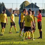 Sanitka, červená karta a čtyři góly. Derby Chýnova s Meteorem mělo drajv!