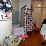 Výstava výrobků z patchworku zdobí galerii ve Spektru