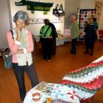 Výstava výrobků z patchworku zdobí galerii ve Spektru