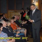Vyznamenání k 28. říjnu převzali v Milevsku houslový pedagog Jan Humpál, podnikatel Jan Polata, předseda Senior klubu ZVVZ Jiří Lesák a šampion v dřevorubeckém sportu Martin Komárek