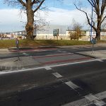 Mezi supermarkety v Jindřichově Hradci už vyrostlo nové místo pro přecházení