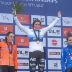 Elite žen ovládla mistryně světa, nejlepší Češkou se stala Pavla Havlíková po spurtu proti Karle Štěpánové
