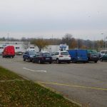 Z parkoviště u táborského bazénu mají zmizet autobusy, vejde se víc aut