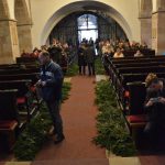 Hubertská jízda v Písku finišovala u kostela Narození Panny Marie