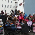 Rozsvícení vánočního stromu v nemocnici sledovala i hejtmanka kraje