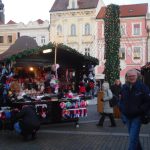 Na budějovickém náměstí se bruslí kolem kašny