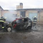 V Hrdějovicích shořel Mercedes
