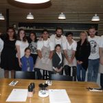 Děti z dětských domovů vařily a obsluhovaly v restaurantu