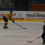 Písečtí mladíci nastříleli Příbrami bůra