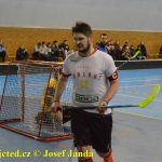 Ani tříbrankový náskok k poražení lídra nestačil. Táborští florbalisté padli s Hradcem v nájezdech