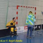 Ani tříbrankový náskok k poražení lídra nestačil. Táborští florbalisté padli s Hradcem v nájezdech
