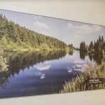 Ortopedicko-traumatologické oddělení prachatické nemocnice zdobí velkoplošné fotografie místního chirurga