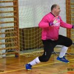 Putovní pohár za premiérové vítězství si odvezl tým Mirovic s exligistou Riegelem