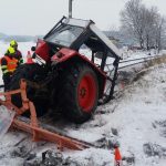 Ve Střelských Hošticích vjel vlak do traktoru