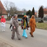 Ve Lnářích se o maškary krásně starali