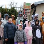 Ve Lnářích se o maškary krásně starali