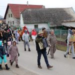 Ve Lnářích se o maškary krásně starali