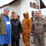 Ve Lnářích se o maškary krásně starali