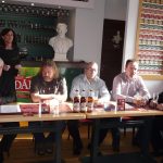 Tmavý Klostermann dostal od sládka pivovaru bratříčka