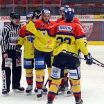 Motor se po vítězné přestřelce vrátil do čela tabulky a překročil hranici sta bodů!