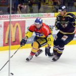 Motor se po vítězné přestřelce vrátil do čela tabulky a překročil hranici sta bodů!