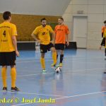 Dogy to dokázaly! Zlatý hattrick ozářil nedělní večer