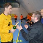 Dogy to dokázaly! Zlatý hattrick ozářil nedělní večer