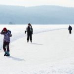 Lyžaři ve Skiareálu Lipno o víkendu otestují nové lyže. Podmínky jsou ideální