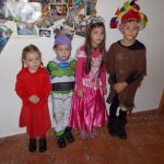 Karneval v Buzicích s roztomilou lidskou kravkou