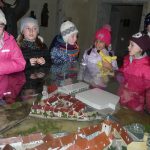 Děti nocovaly v knihovně a  prošly se hradem