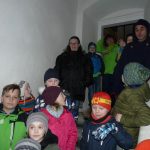 Děti nocovaly v knihovně a  prošly se hradem
