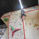 Krajskou soutěž hasičů v lezení na umělé stěně vyhrál Radek Kümmel z Tábora