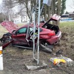 Pod temelínskými věžemi se srazila dvě osobní auta