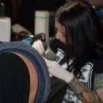 Tattoo Jam s vrhačem nožů a věšením na háky