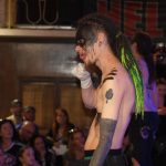 Tattoo Jam s vrhačem nožů a věšením na háky