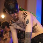Tattoo Jam s vrhačem nožů a věšením na háky